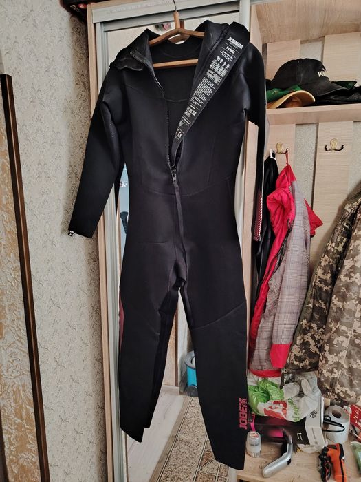 Водолазний костюм новий XL