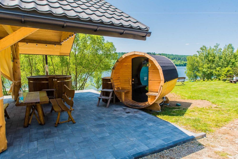 Domki z jacuzzi Bieszczady | Solina | Zawóz | prywatne jacuzzi na wyłą