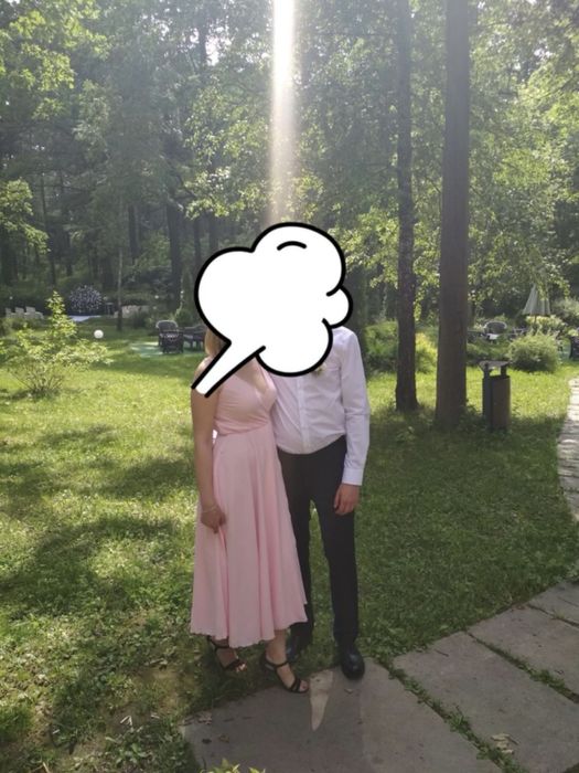 Неймовірна сукня беж