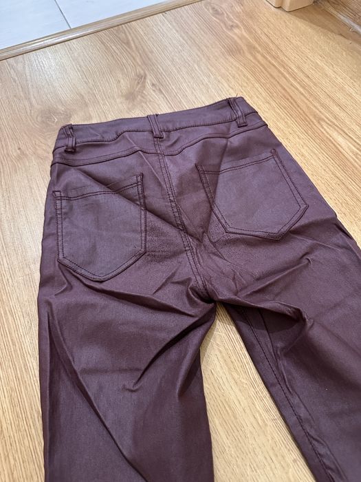 Spodnie skórzane C&A bordo