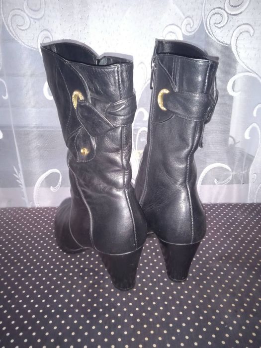 Продам сапожки осенне весенние