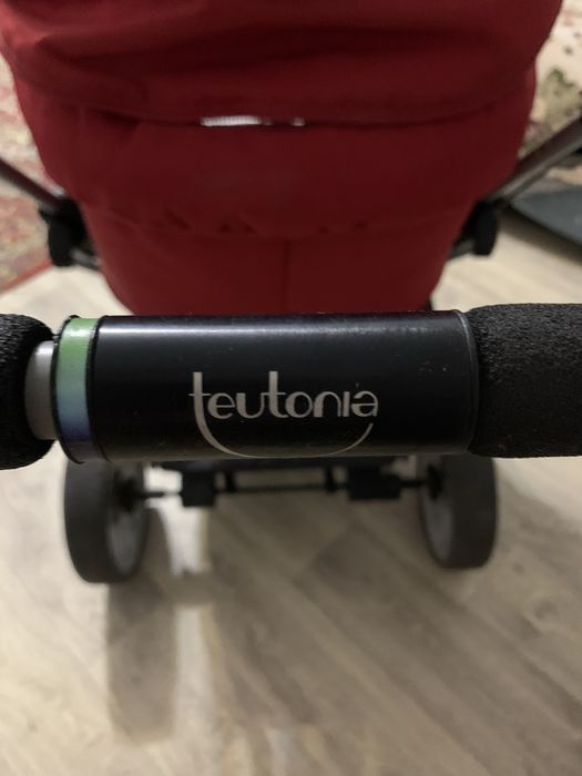 Коляска прогулочная 2 в 1 teutonia