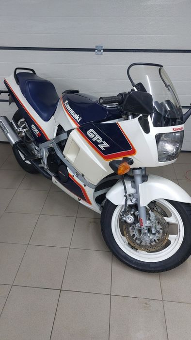 Kawasaki gpz 600r