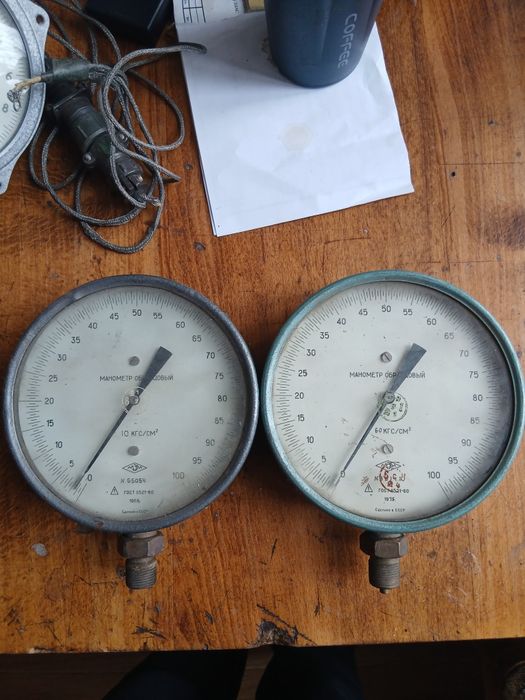 Манометри образцовий,и для жидкостей