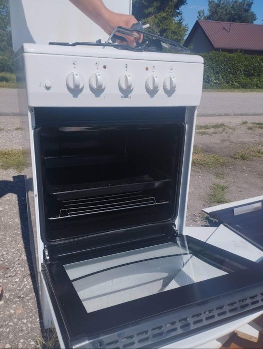 Kuchnia gazowa plus okap Amica