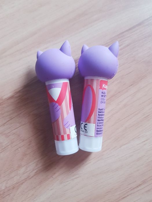 Nowy klej w sztywcie marki Kayet , 2 sztuk