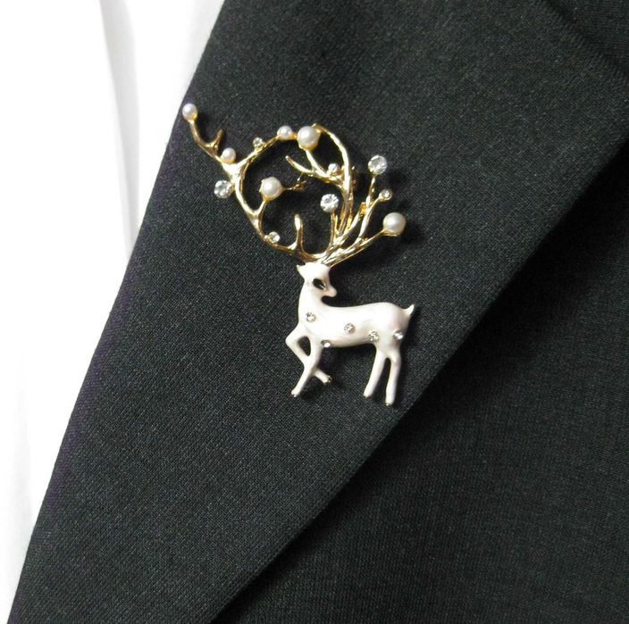 Alfinete / Broche / Pregadeira Veado Branco c/ Perolas  NOVO