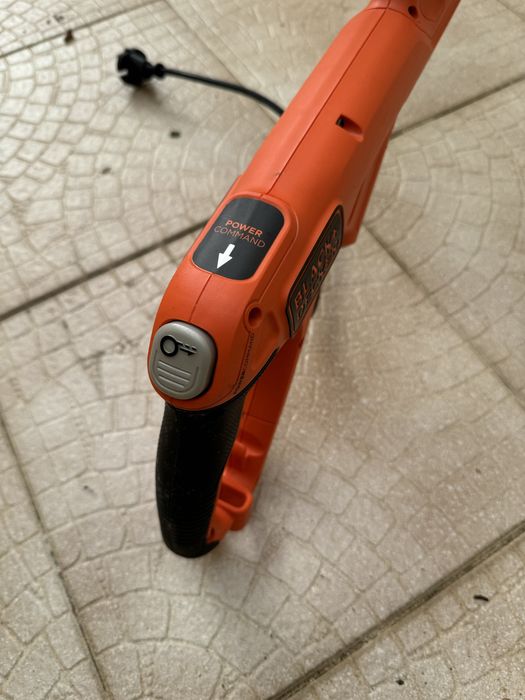 Aparador Eléctrico Black & Decker