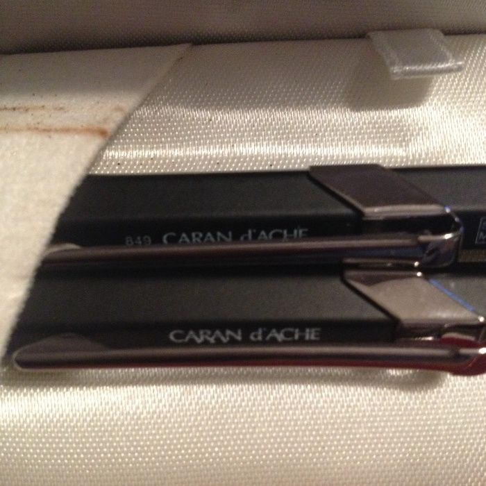 Conjunto Caneta e Lapiseira Caran d'Ache