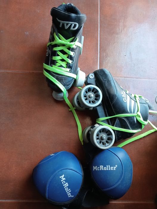 Patins tamanho 34 e joelheiras