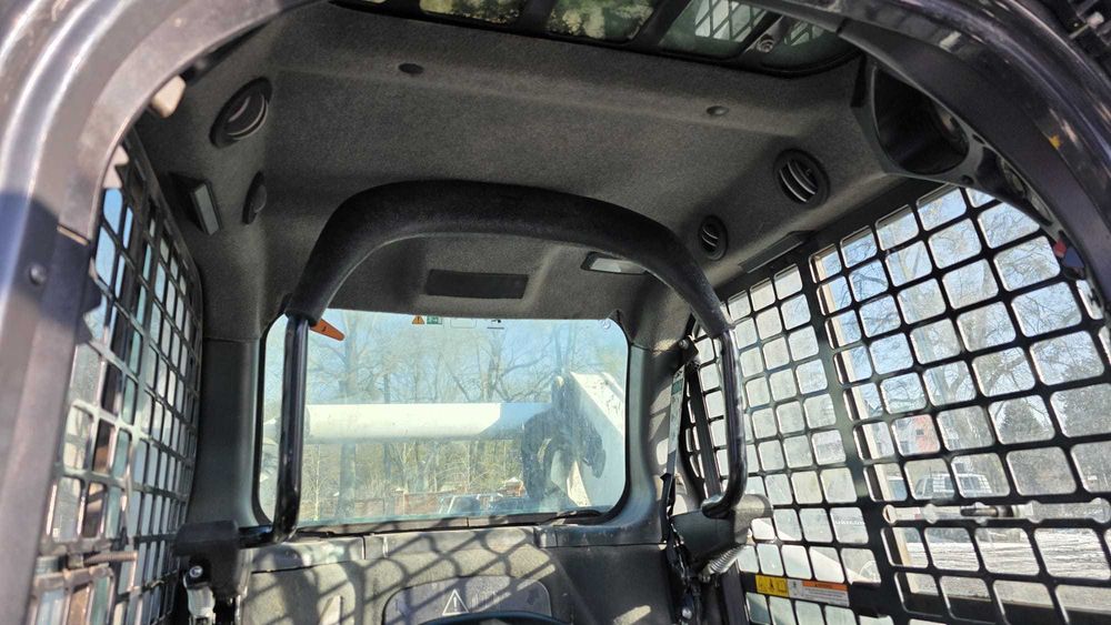 BOBCAT T770 ładowarka