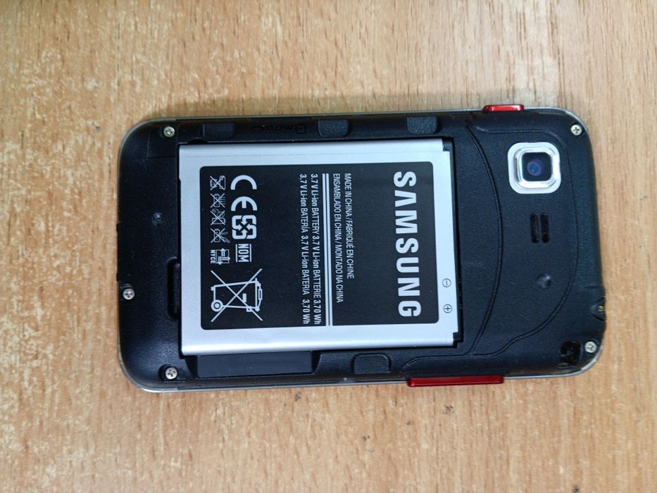 Продам телефон Samsung duos бу