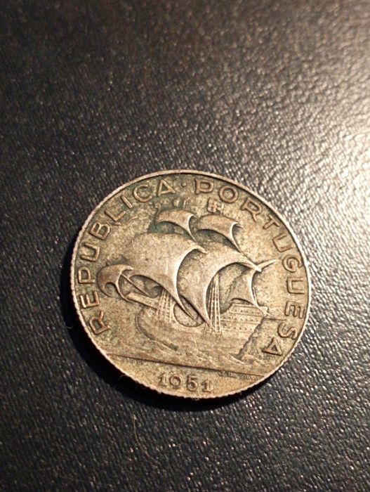 2,5 escudos	Portugal	1951		Prata