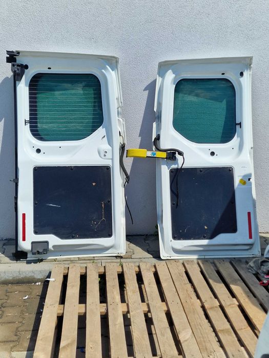 Drzwi Tylne Komplet Skrzydłowe Szyba Ford Transit Custom MK1 | DC1A0408