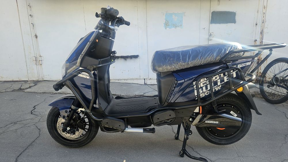Електричний мопед Corso Bullet 2500W 72V40Ah72V/4
