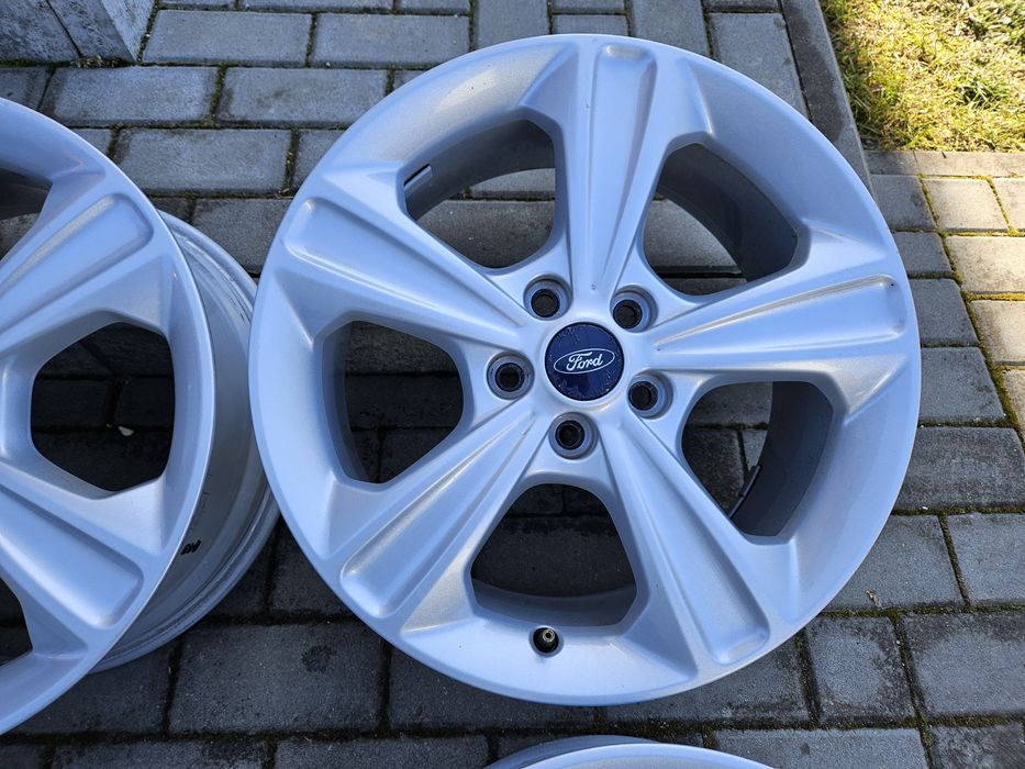 Felgi 7. 5Jx17 5x108 Ford Focus Kuga Galaxy Smax Cmax Mondeo Puma TPMS
