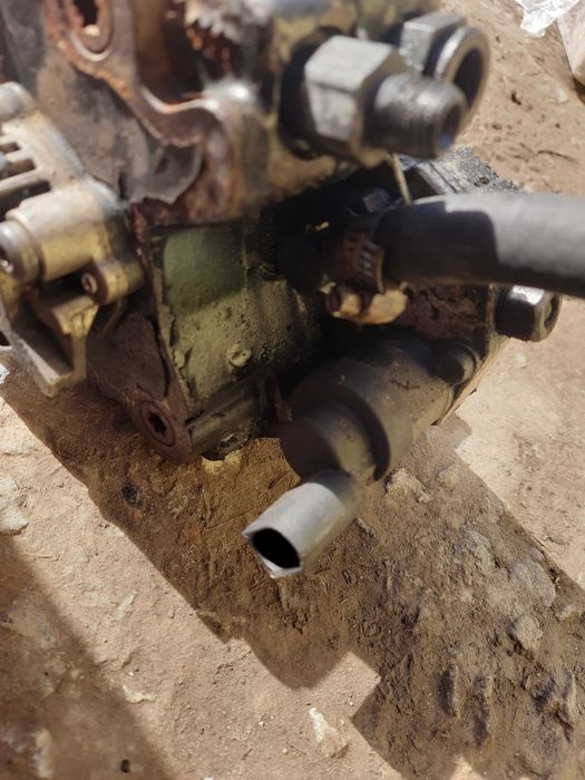 ТНВД паливний насос високого тиску Мерседес W163 A6280700101 4.0 OM611