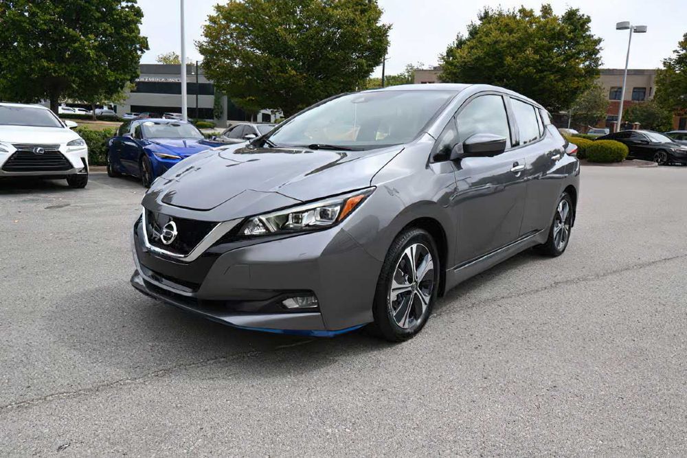 Nissan LEAF      2019