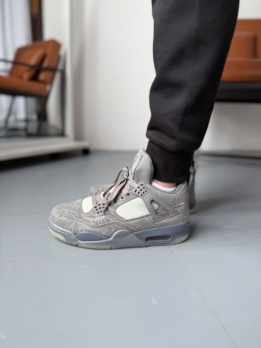 Кросівки Nike Air Jordan 4 Retro Kaws Grey (41-45)