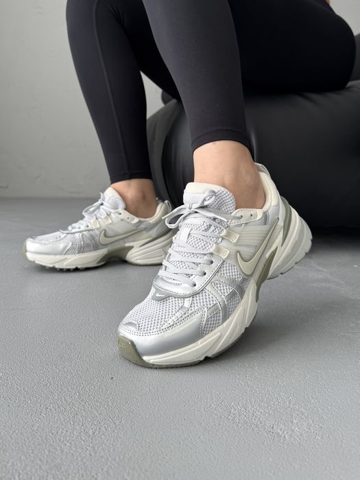 Кросівки Кроссовки Nike V2K Runtekk Silver Olive White демісезон