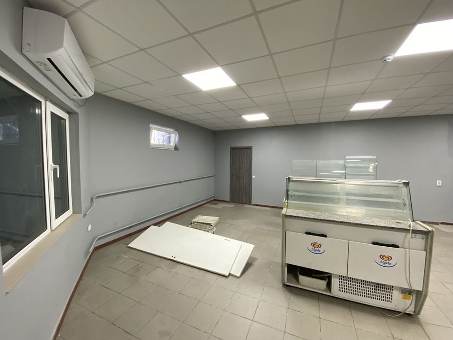 Комерційне приміщення, магазин 77 квадратів Ковель Оренда продаж