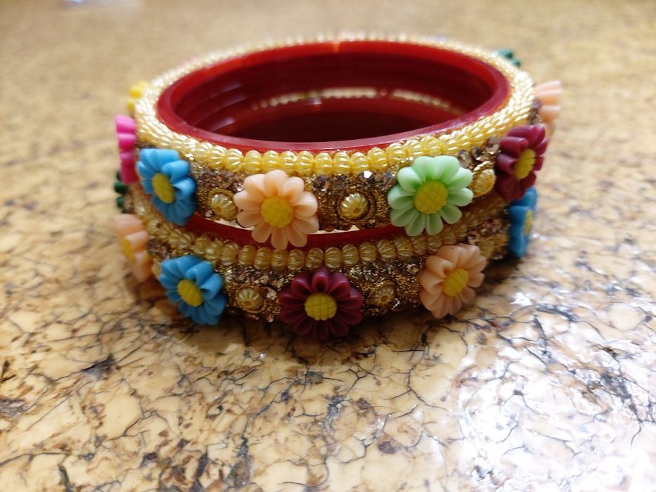 Pulseiras indianas para festas e casamentos