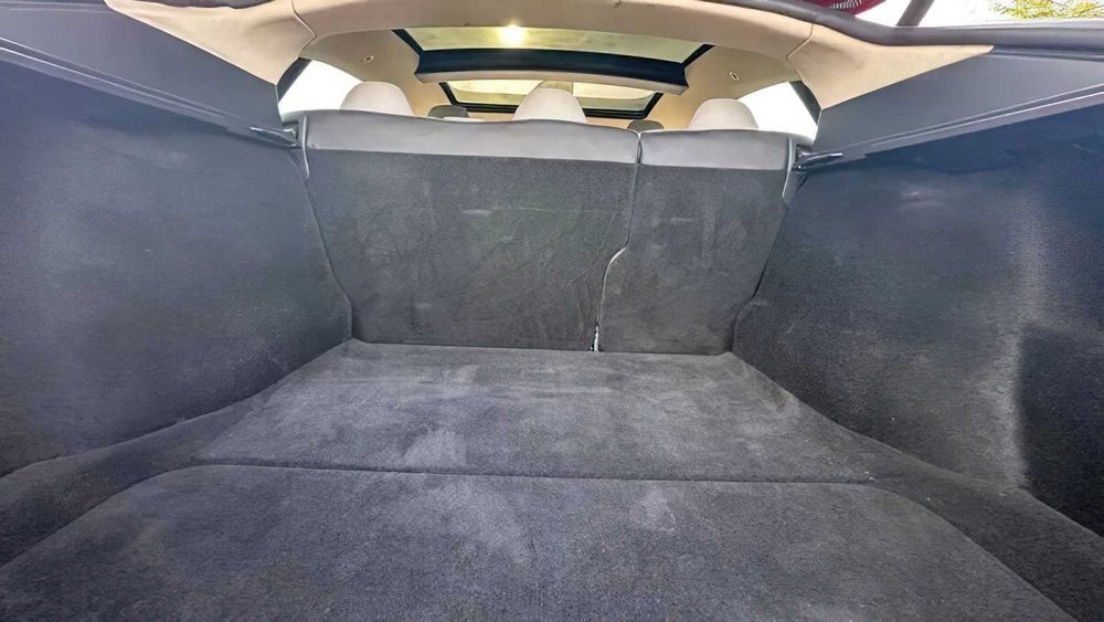 Tesla Model S 85      2014