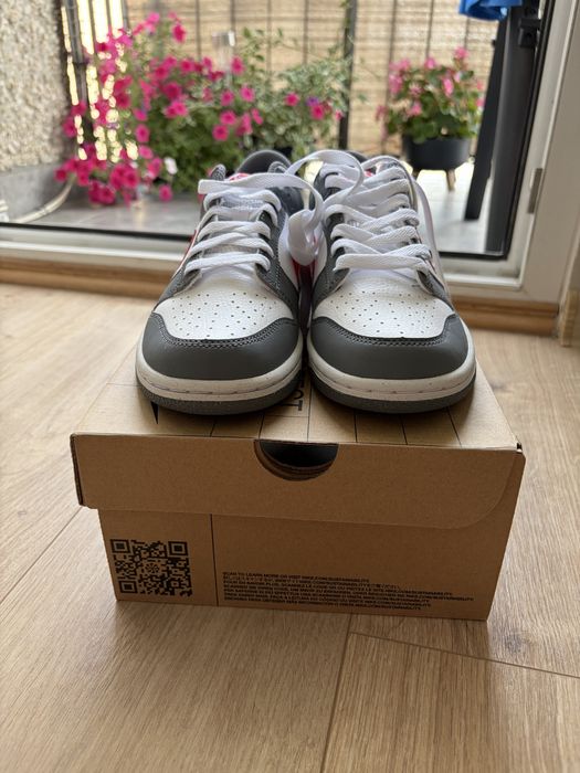 Nike Dunk Low NN GS Smoke Grey/Lt Crimson-White
