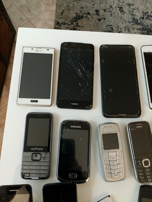 Sprzedam telefony
