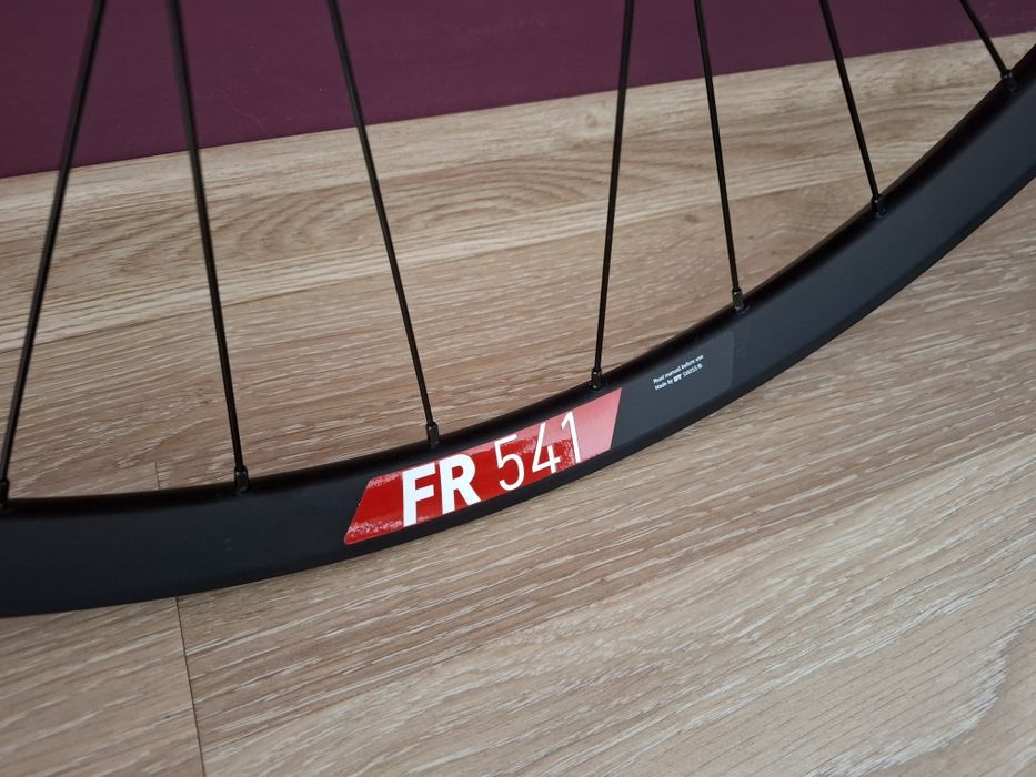 Nowe koło 29 dt swiss fr541 hassns boost bardzo głośne