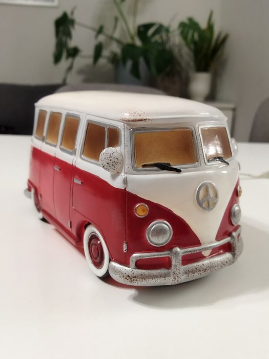 Lampka nocna Volkswagen Bus T1 Ogórek transporter Markslojd Sweden Nostalgi VW T1 Lampa stołowa unikat retro vintage classic cult bullik