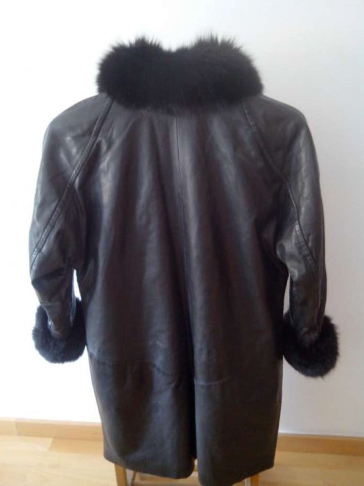 Sam Rone - Casaco em pele e com pelo