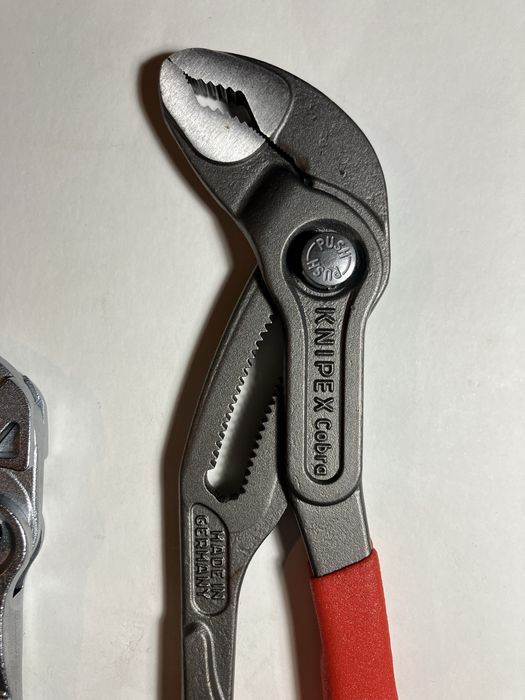 2 Alicates Knipex novos