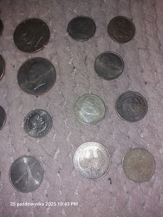 Monety uzywane różne w tym srebrne .