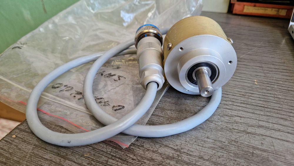 Enkoder obrotowy HEIDENHAIN ROD 420 500