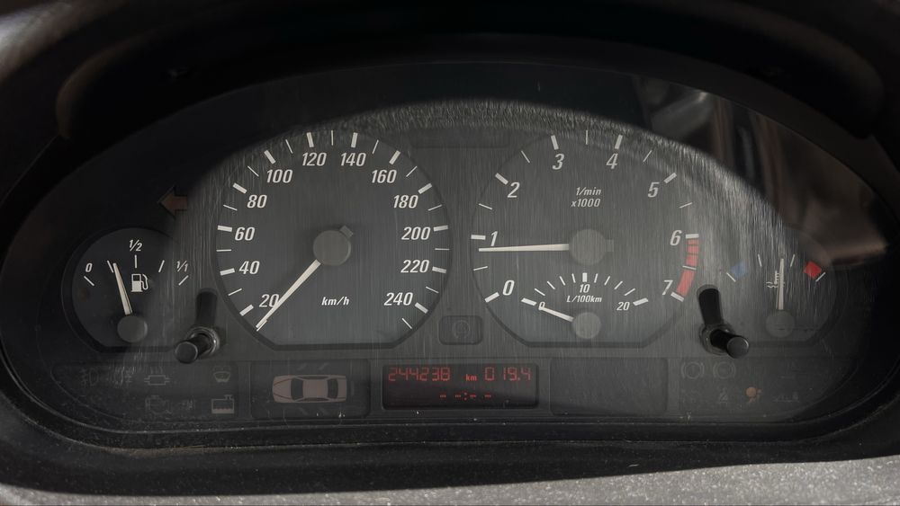 BMW E46 320i Coupe