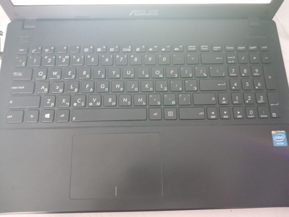 Ноутбук asus x551c