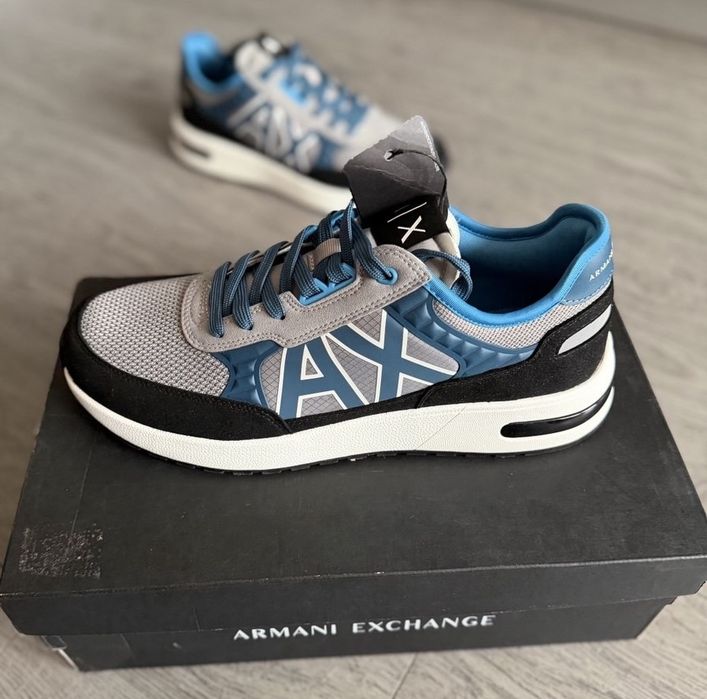 Кросівки Emporio Armani Exchange p. 44 Кроссовки ЕА7 Занша Нові