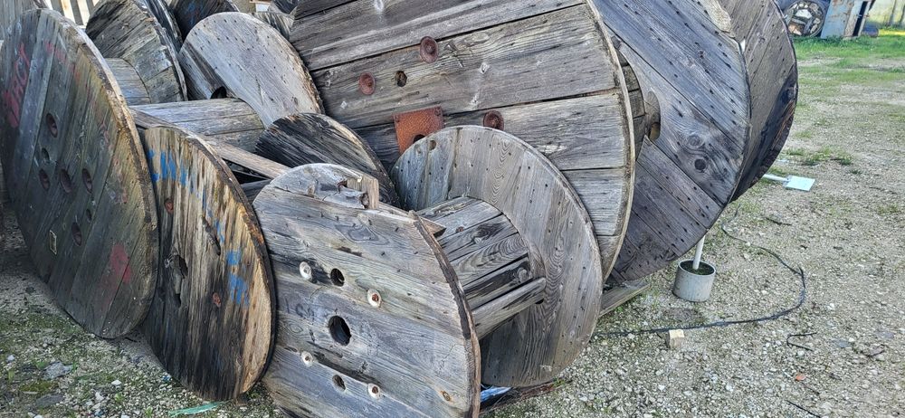 Bobina de madeira usada / bobine madeira usada