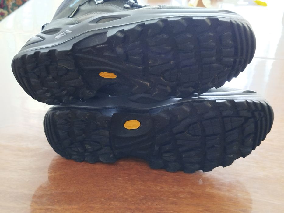 Трекінгові черевики Lowa Renegade GTX