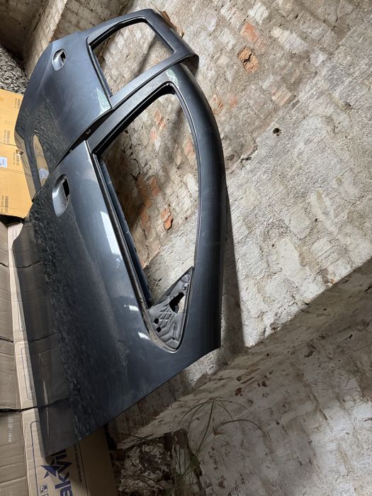 ПРОДАМ ДВЕРІ ПЕРЕДНІ ТА ЗАДНІ Renault Duster 2 2020 рік в рідному окр.