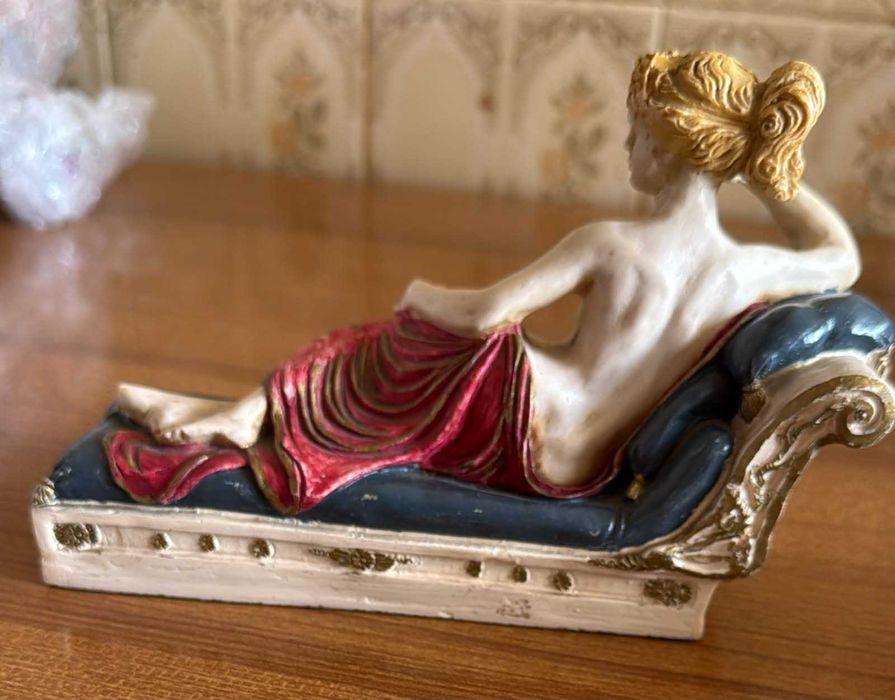 Estatueta Paulina Bonaparte Vénus de Canova réplica decorativa