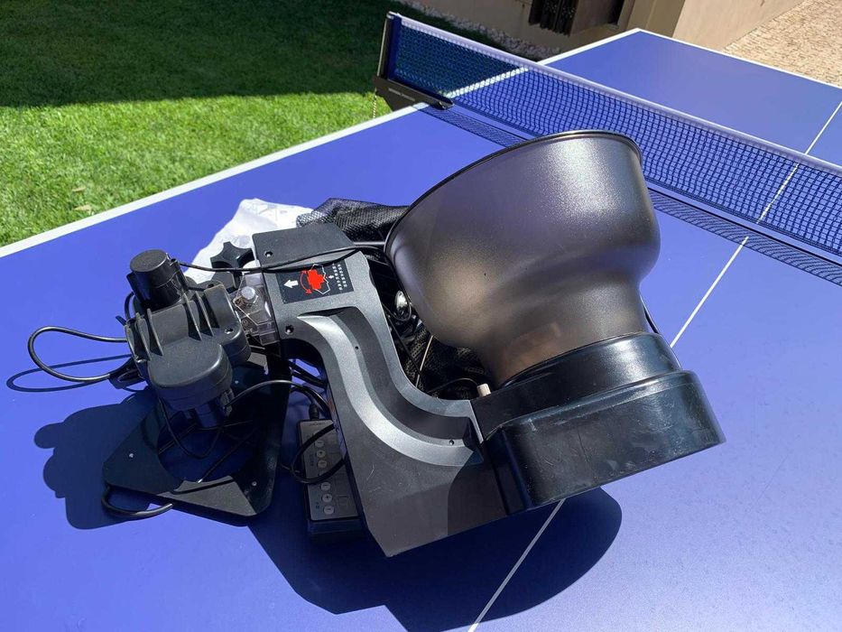 Robô de lançar bolas de ping pong