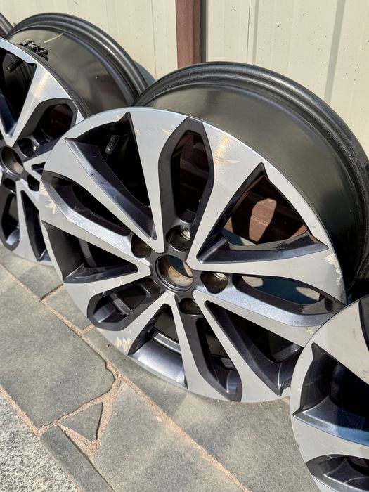 Диски з датчиками тиску renault zoe 50/52 r16 оригінал