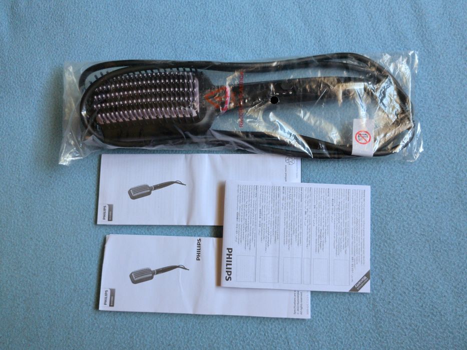 Escova Alisadora Philips StyleCare Essential (Modelo BHH880/00), uma ferramenta térmica concebida para alisar e modela