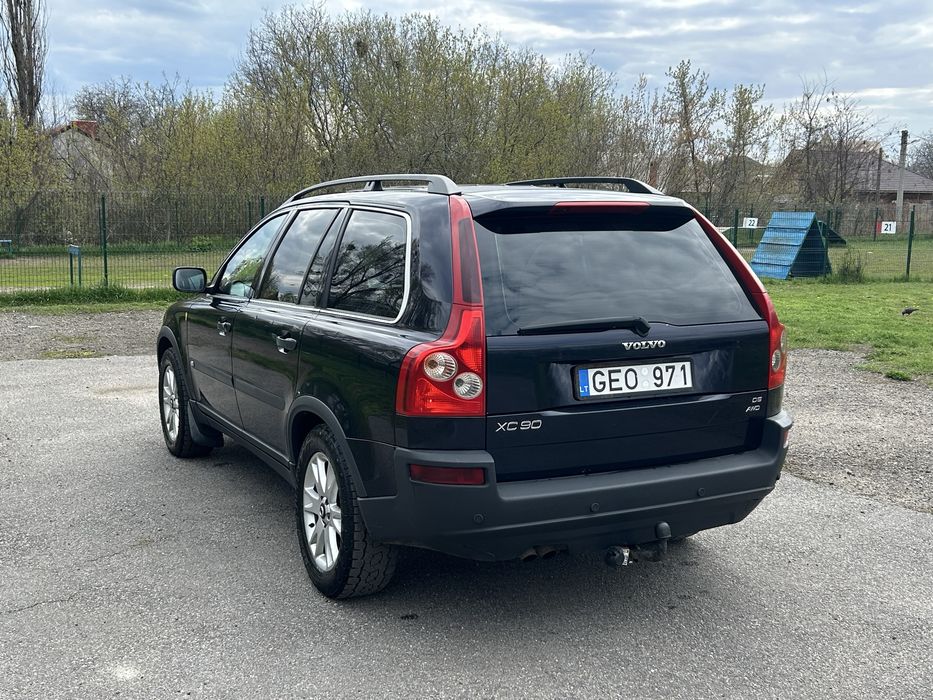 Volvo XC90 D5 2.4 дизель