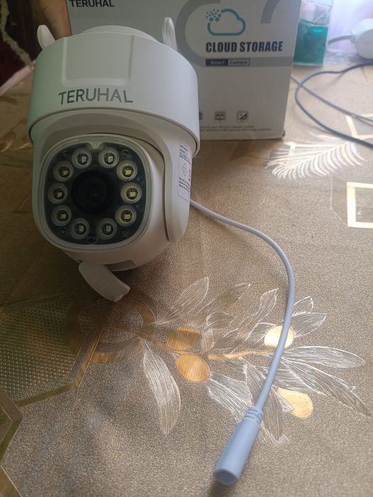 Продам відеокамеру TERUHAL