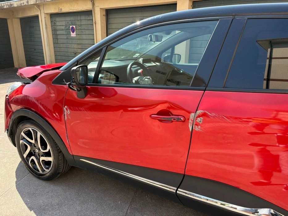 RENAULT CAPTUR 1.2 TCe 120cv Cx. Automática