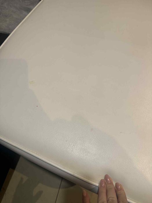 Łóżko kosmetyczne do masażu