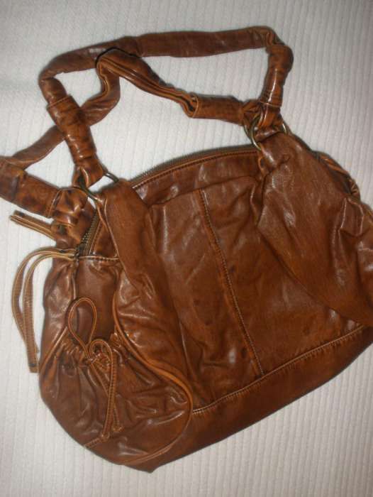 Mala de ombro castanha